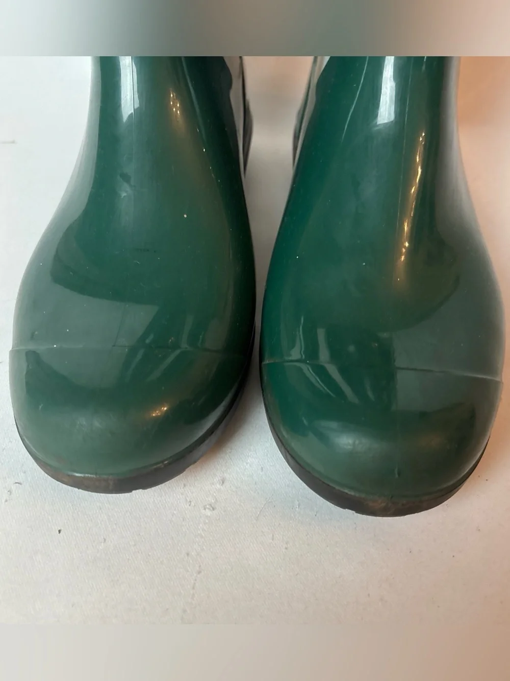 UGG stated rain